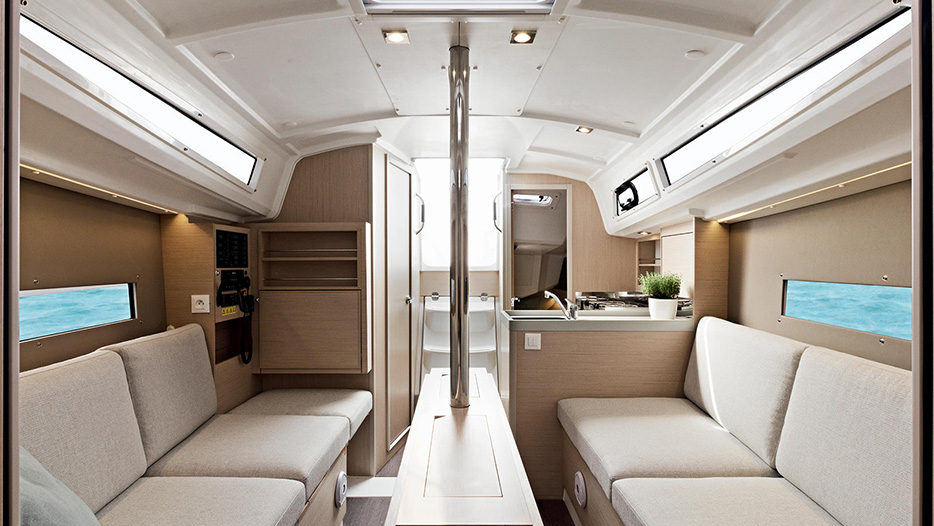 Beneteau 30.1 interior
