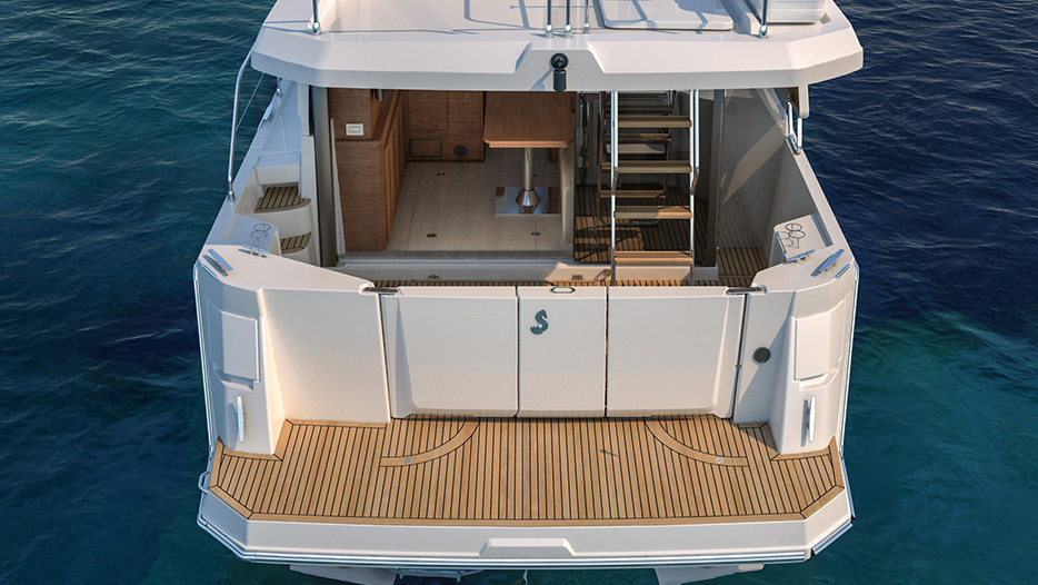 Beneteau Swift Trawler 35 back